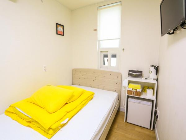 24 Guesthouse Dongdaemun Market : photo 6 de la chambre chambre double