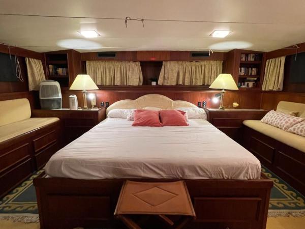 Hotel Yacht Our Alissa : photo 5 de la chambre chambre lit queen-size deluxe