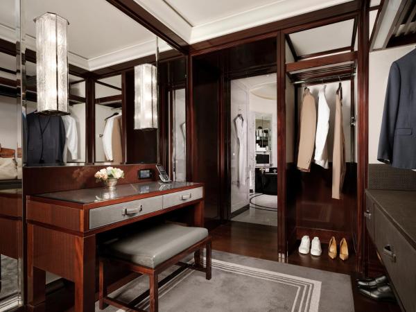 The Peninsula Paris : photo 8 de la chambre grande suite premier avec accès au spa et bon cadeau