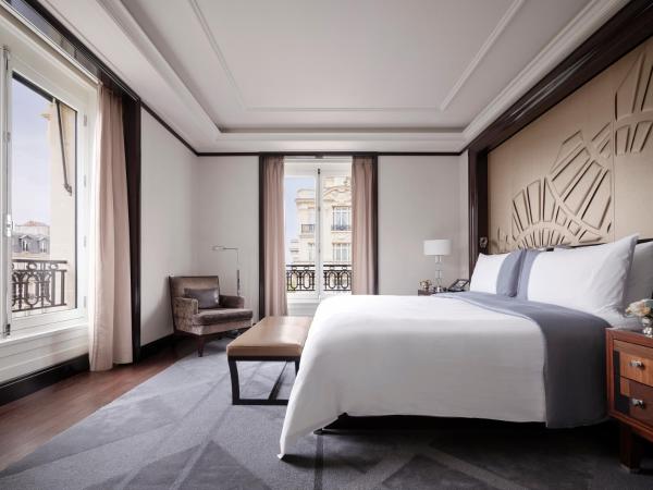 The Peninsula Paris : photo 3 de la chambre grande suite premier avec accès au spa et bon cadeau