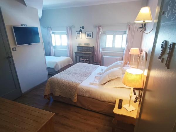 The Originals Boutique, Hôtel du Parc, Cavaillon : photo 1 de la chambre chambre triple