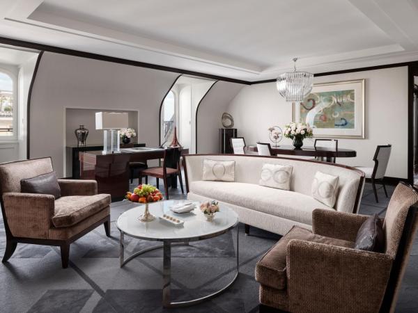 The Peninsula Paris : photo 10 de la chambre suite avec jardin sur le toit