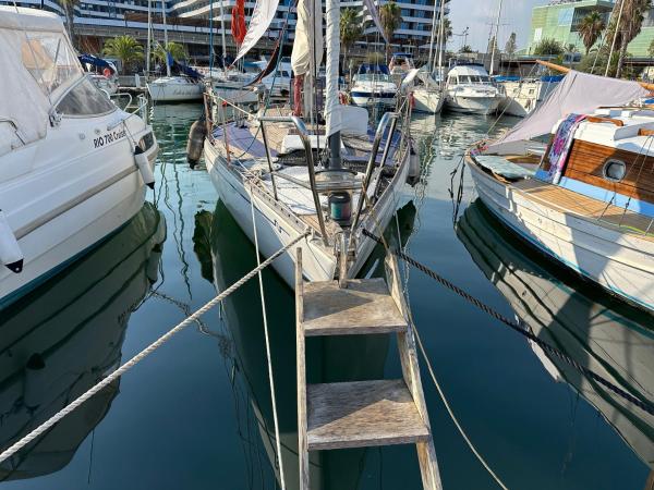 Unique wooden Sail yacht + 2 bikes included! : photo 3 de la chambre mobile home