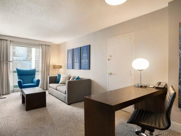 Hilton Chicago Magnificent Mile Suites : photo 4 de la chambre suite supérieure 1 chambre lit king-size - Étage supérieur