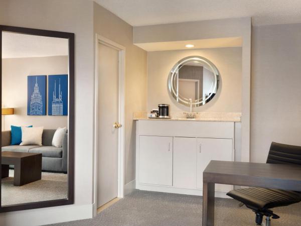 Hilton Chicago Magnificent Mile Suites : photo 4 de la chambre suite 1 chambre lit king-size