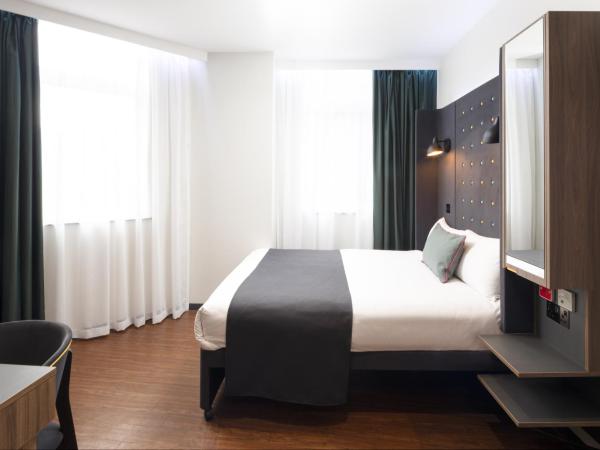 Point A Hotel London Kings Cross - St Pancras : photo 3 de la chambre chambre double - accessible aux personnes à mobilité réduite