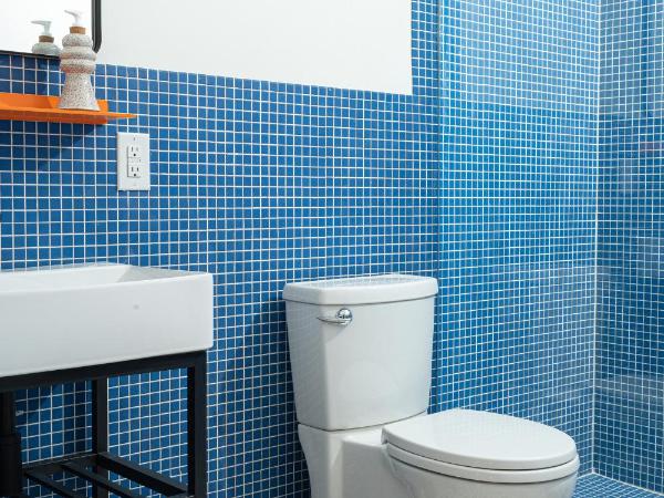 YOWIE Hotel : photo 5 de la chambre suite lit king-size