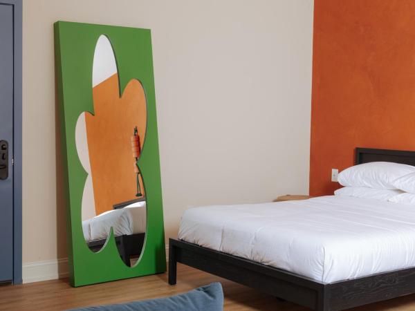 YOWIE Hotel : photo 2 de la chambre suite double standard