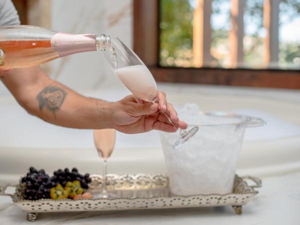 Villa Bella Ferradura : photo 7 de la chambre chambre double deluxe avec baignoire