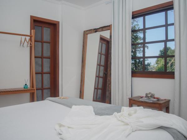 Villa Bella Ferradura : photo 10 de la chambre chambre double deluxe avec baignoire