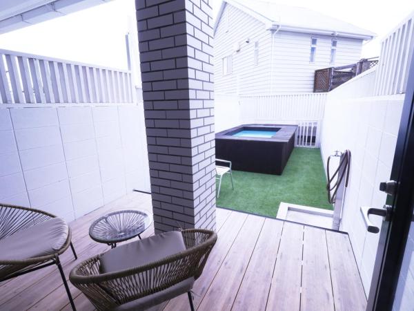 Osaka Hokko Marina HULL : photo 5 de la chambre chambre lits jumeaux standard avec vue sur jardin