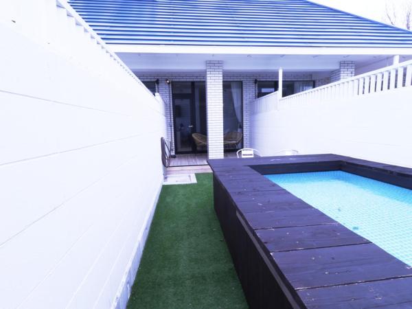 Osaka Hokko Marina HULL : photo 6 de la chambre chambre lits jumeaux standard avec vue sur jardin