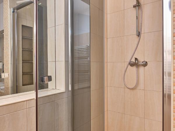 Aparthotel Lumen : photo 6 de la chambre chambre triple