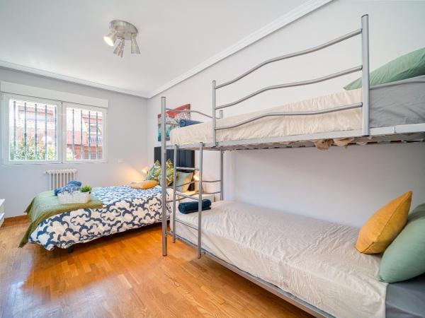 Casa Cafe Madrid (El plantio) Calle segundo anca 11 madrid 28023 : photo 4 de la chambre chambre familiale deluxe