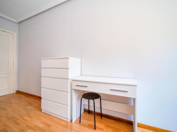 Casa Cafe Madrid (El plantio) Calle segundo anca 11 madrid 28023 : photo 9 de la chambre chambre familiale deluxe