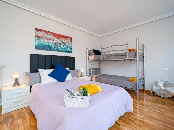 Casa Cafe Madrid (El plantio) Calle segundo anca 11 madrid 28023 : photo 2 de la chambre suite familiale deluxe