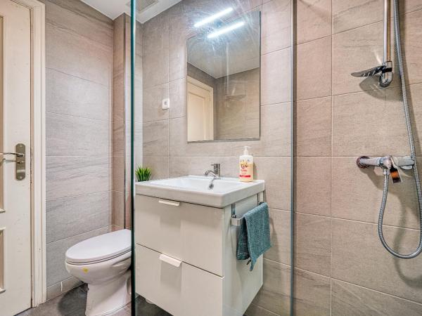 Casa Cafe Madrid (El plantio) Calle segundo anca 11 madrid 28023 : photo 1 de la chambre chambre double deluxe