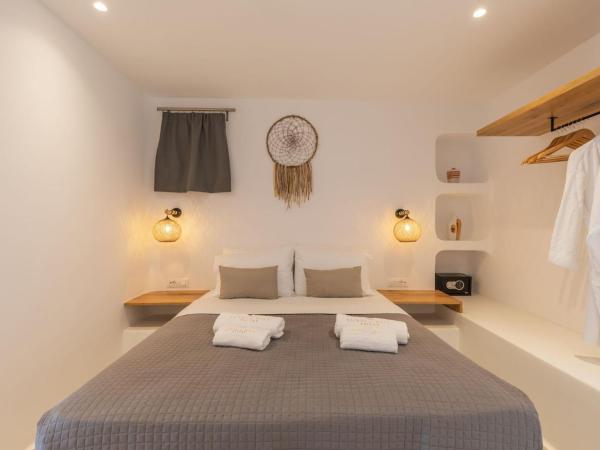 Sunset Hill Suites : photo 1 de la chambre executive suite with sea and pool view and hot tub