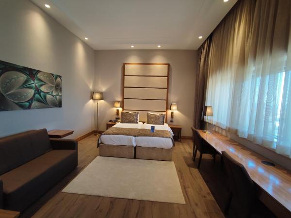 Days Hotel by Wyndham Istanbul Maltepe : photo 4 de la chambre chambre simple supérieure avec 2 lits simples