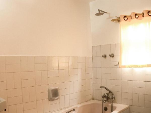 Happy Days Inn : photo 6 de la chambre chambre lit king-size supérieure