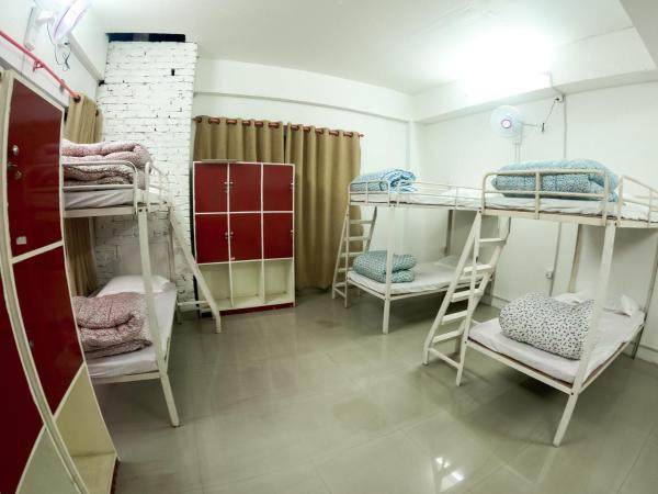 Happy Days Inn : photo 4 de la chambre lit superposé dans dortoir mixte