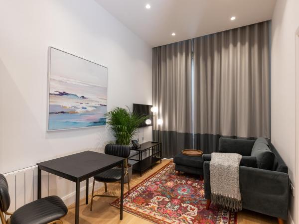 Hotel Isaacs Cork City : photo 1 de la chambre appartement 1 chambre deluxe - hors-site, escaliers uniquement