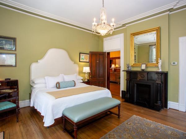 Kehoe House, Historic Inns of Savannah Collection : photo 3 de la chambre grand hébergement supérieur lit king-size avec balcon - johnny mercer