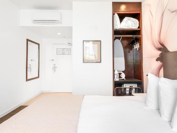 O Hotel : photo 3 de la chambre chambre lit king-size deluxe - non-fumeurs