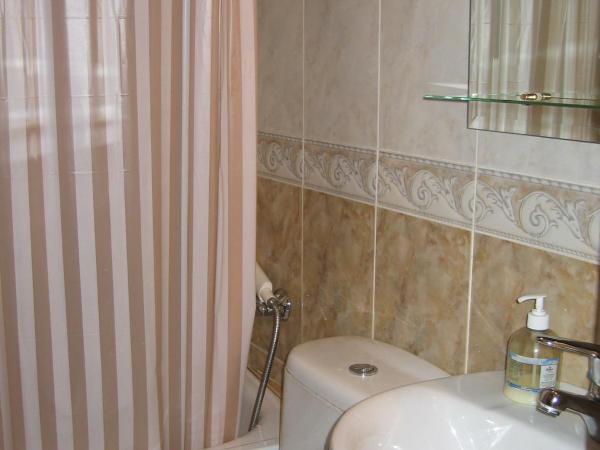 Hostal Tudescos : photo 3 de la chambre chambre double ou lits jumeaux