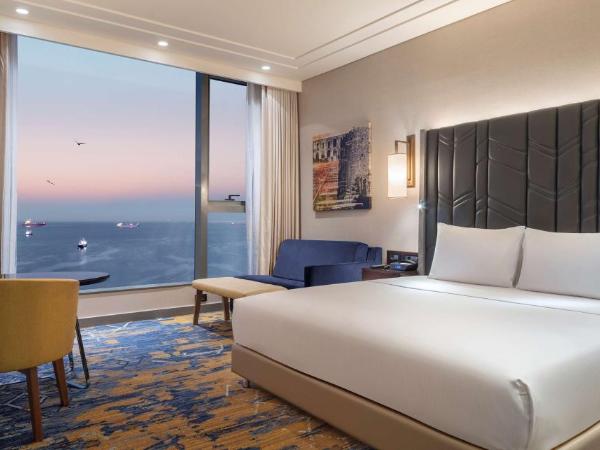 Hilton Istanbul Bakirkoy : photo 3 de la chambre chambre king exécutive avec vue sur la mer