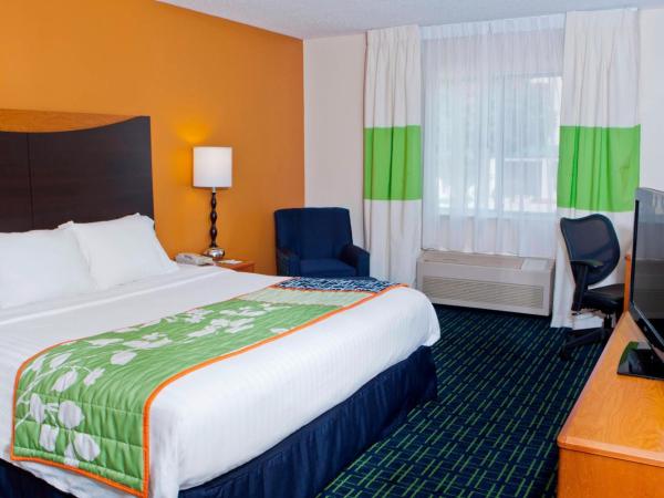 Fairfield Inn & Suites by Marriott Memphis East Galleria : photo 3 de la chambre chambre lit king-size