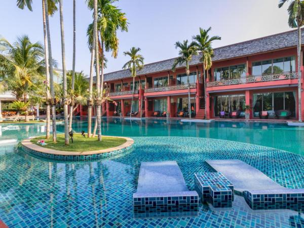 Mai Morn Resort SHA Plus : photo 3 de la chambre chambre lit king-size - vue sur piscine 