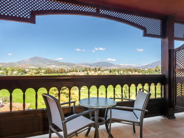 Barceló Marbella : photo 7 de la chambre chambre double ou lits jumeaux supérieure - vue sur golf