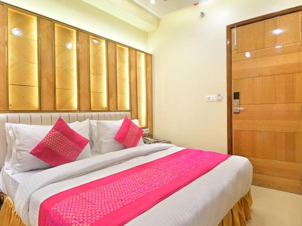 Hotel Gold Palace - 03 Mins Walk From New Delhi Railway Station : photo 6 de la chambre chambre deluxe