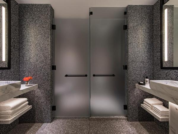 The Ritz-Carlton New York, NoMad : photo 2 de la chambre chambre double supérieure avec 2 lits doubles - Étage inférieur