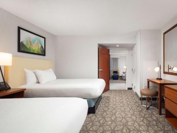 Embassy Suites by Hilton Portland Airport : photo 4 de la chambre suite avec 2 lits doubles - non-fumeurs