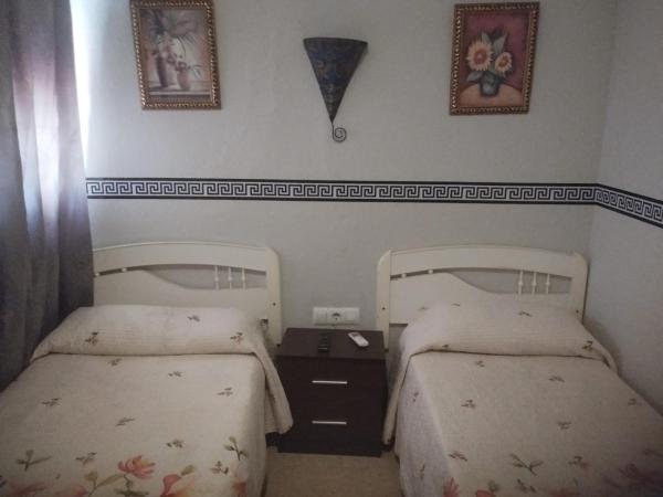 Hospedería Lucano : photo 3 de la chambre chambre lits jumeaux