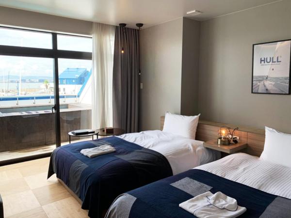 Osaka Hokko Marina HULL : photo 1 de la chambre chambre lits jumeaux deluxe - vue sur mer