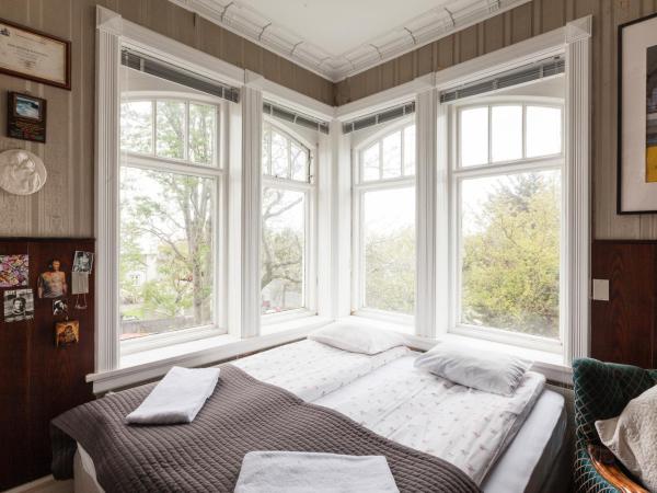 Guesthouse Galtafell : photo 3 de la chambre chambre double ou lits jumeaux avec salle de bains commune