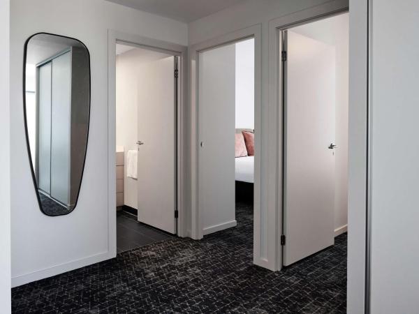 Adina Apartment Hotel Melbourne Flinders Street : photo 5 de la chambre appartement 2 chambres premier