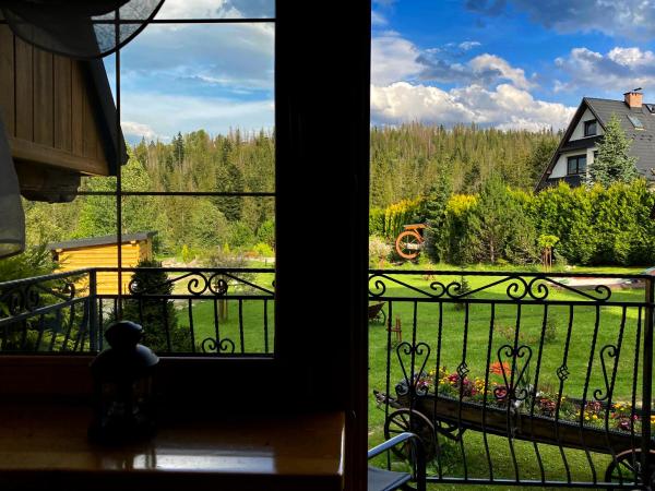 Pensjonat u Ani : photo 3 de la chambre chambre double deluxe avec balcon et vue sur le jardin