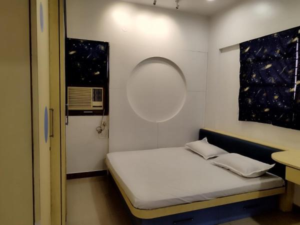 JUST HOME 2BHK : photo 6 de la chambre chambre double ou lits jumeaux deluxe avec balcon