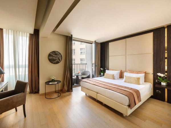 Hotel The Square Milano Duomo - Preferred Hotels & Resorts : photo 2 de la chambre chambre double deluxe avec balcon