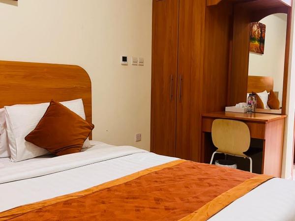 Marhaba Deira Hotel : photo 1 de la chambre chambre triple