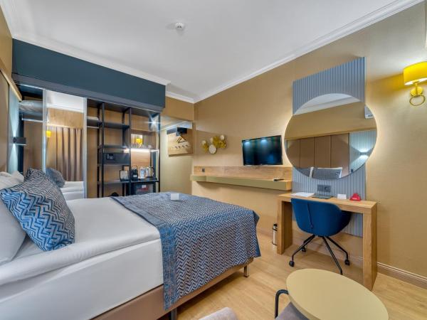 Numa Port Hotel : photo 8 de la chambre chambre double - vue sur mer