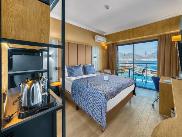 Numa Port Hotel : photo 7 de la chambre chambre double - vue sur mer