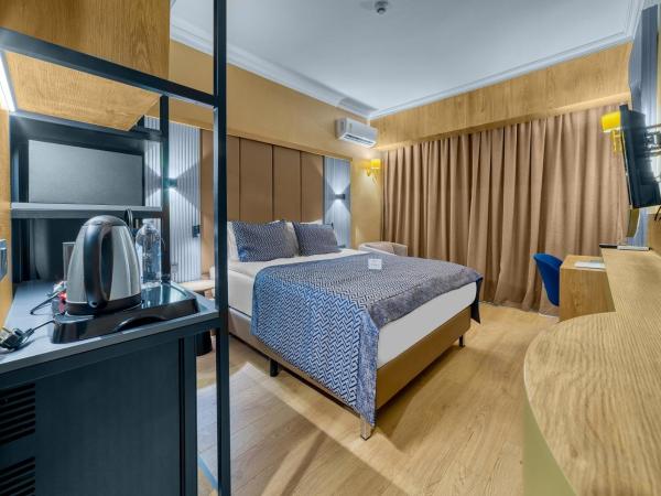 Numa Port Hotel : photo 3 de la chambre chambre double - vue sur terres