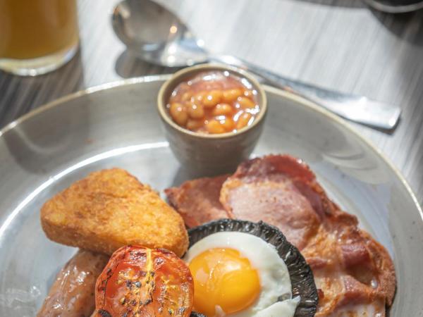 Clayton Hotel London Wall : photo 1 de la chambre chambre lits jumeaux ville