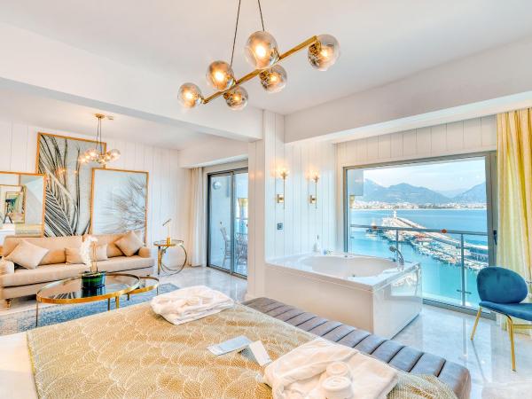 Numa Port Hotel : photo 4 de la chambre chambre de luxe avec bain à remous - vue sur mer