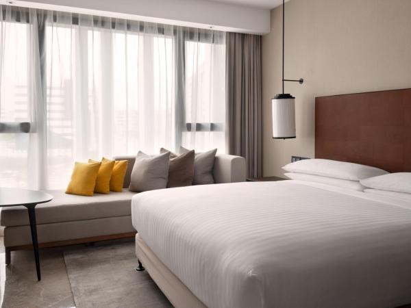 Tunis Marriott Hotel : photo 1 de la chambre suite lit king-size